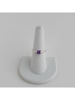 Sterling Silver 925 Purple CZ Solitaire Ring Size 8